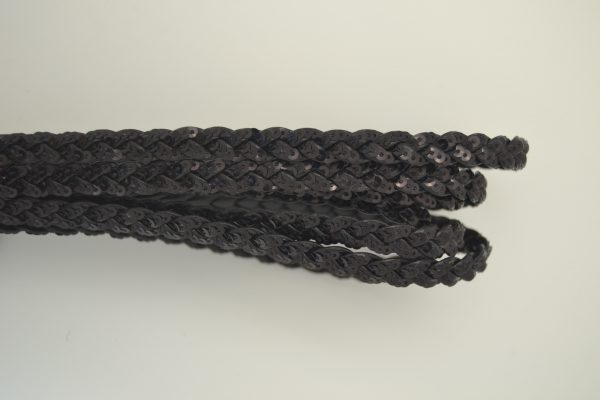 Plat leder 8mm Braid Paillet Black - PROMOTIE