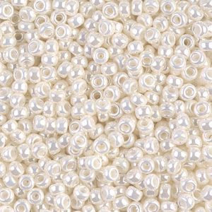 Rocaille 8/0 - Ivory Pearl Ceylon - 591