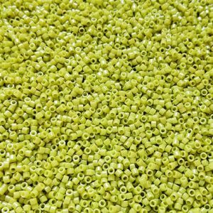 Delica Bead 11/0 - Opaque Chartreuse Luster - 262