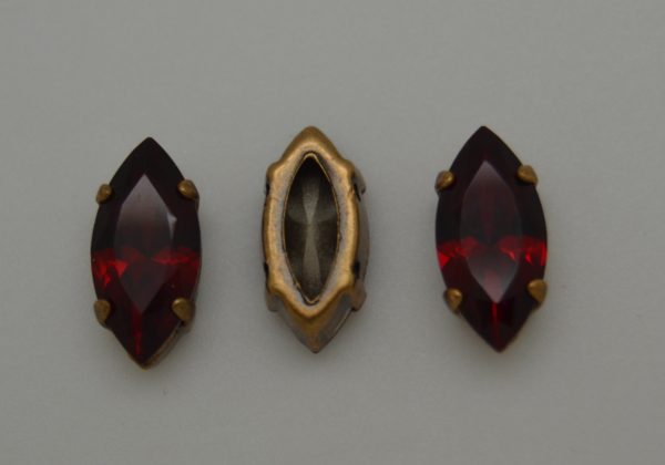 Navette 15x7mm - Light Siam / Brons