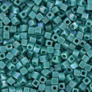 Cube beads 1.8mm - Turquoise Green Opaque Iris - 481