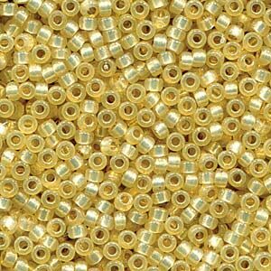 Rocaille 8/0 - Duracoat Opaque Dyed Light Yellow - 4235