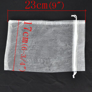 Organza zakje met treksluiting - 23cmx17cm - wit - PROMO per 10 stuks