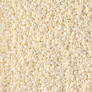 Rocailles 15/0 -  Ivory pearl ceylon AB - 486