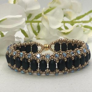 Dolly armband