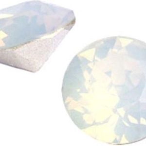 puntsteen SS29 - 6mm - white opal