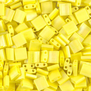 Tila Bead 5 x 5mm - Mat Opaque Yellow AB - 404FR