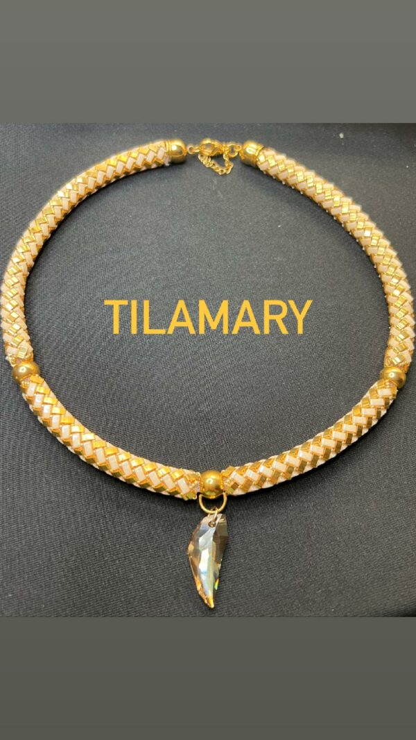 pakketje ketting TILAMARY - ecru/goud