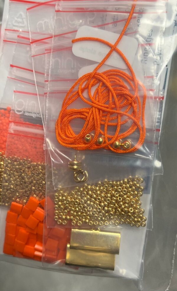 pakketje armband TILIER - oranje