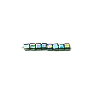 Cube beads 1.8mm - emerald AB - 0289