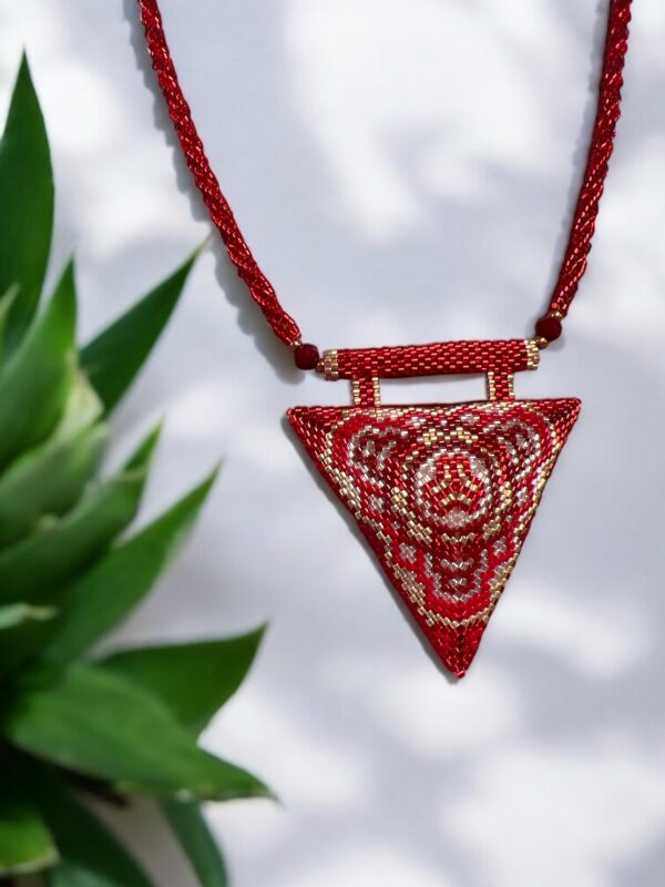 pakketje ketting ZARA - rood